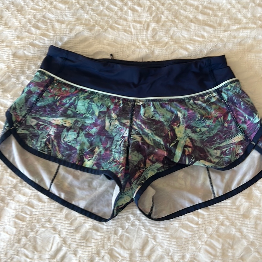 Lulu shorts
